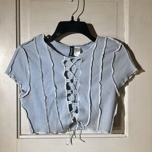 DIVIDED Lacey crop-top